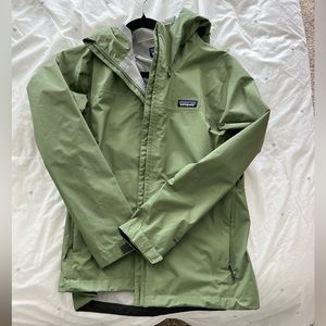 Patagonia Women’s Raincoat